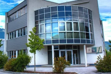 MIETE: Büro, Geschäft, Ausstellungsfläche, Praxis,...
