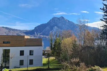 Expose Traumhafter Traunsee- und Traunsteinblick - 2-Zimmerwohnung in Altmünster
