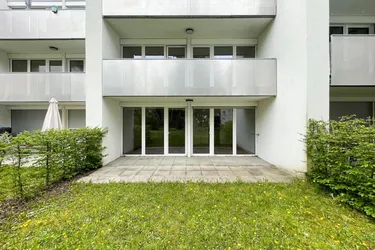 Expose PROVISIONSFREI - Traumhafte 2-Zimmer Wohnung mit Terrasse u. Garten