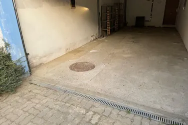 große Einzelgarage/Lager für private Zwecke in Rust im Tullnerfeld