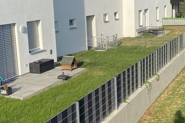 2 Zimmer Wohnung mit großem Garten inkl. Stellplatz und Komplettküche