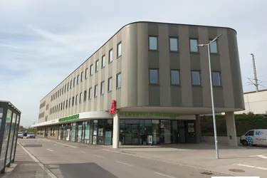 TOP Standort - moderne Büro- oder Praxisfläche direkt beim Bahnhof Tullnerfeld
