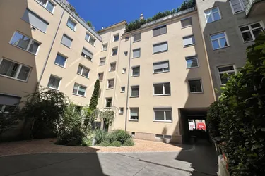 3-Zimmer mit großem Gestaltungsspielraum auf 103 m2 - Rückbaubar zu 4 oder 5 Zimmer - lassen Sie ihren Phantasien freien Lauf