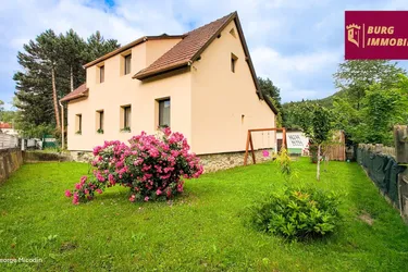 Modernisiertes Wohnjuwel in Grimmenstein - 4 Zimmer, Garten, Garage &amp; mehr!