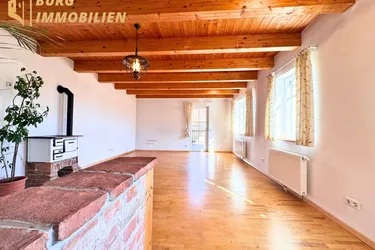 Landhaus-Flair in Gießhübel – mit Blick ins Grüne &amp; Nähe zur Stadt