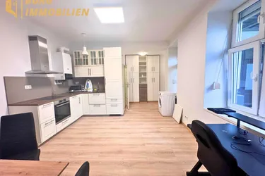 Sanierter Altbau mit Charme und ruhiger Hoffläche