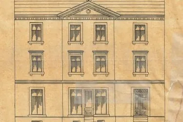 traditionelles Wohn-Geschäftshaus 