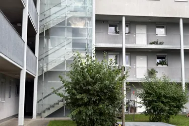 Charmante 2-Zimmer-Wohnung in zentrumsnaher Lage mit begrüntem Balkon