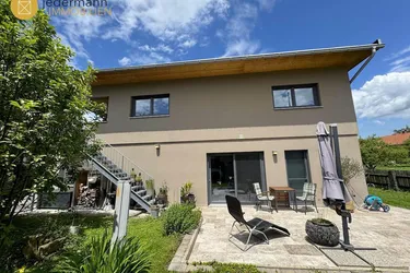 MEININGEN: Sehr stilvolles und gepflegtes Haus!