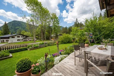 Charmantes Holz-Landhaus in sonniger Traumlage mit herrlichem Bergblick in St. Ulrich am Pillersee