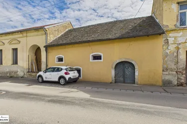 Herrschaftliches Presshaus mit Weinkeller - Wohnsitz möglich