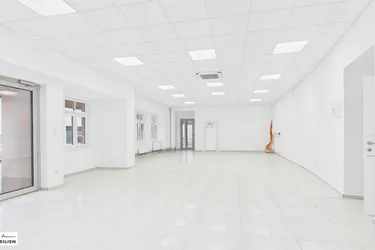 Moderne Büro- oder Praxisfläche in Retz – Vielseitig nutzbar in zentraler Lage