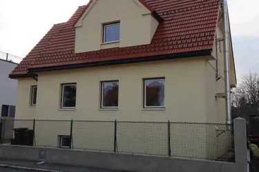 Haus zu Mieten in Brunn/Gebirge