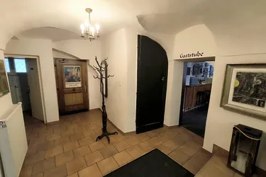 Gut verpachtetes Restaurant "Bär und Schaf Wirtschaft" mit 2 Wohnungen in Völkermarkt sucht neuen Eigentümer!