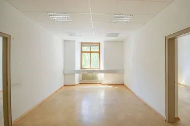 Altbaubüro/Praxisflächen mit Charme mitten in Linz! - Direkt vom Eigentümer