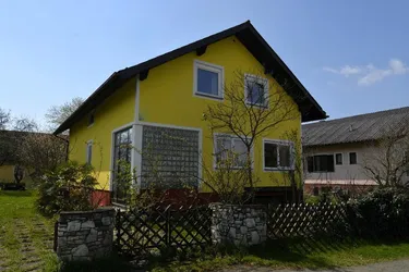Ein Haus, zwei Wohneinheiten – Perfekt für Familien oder Investoren!