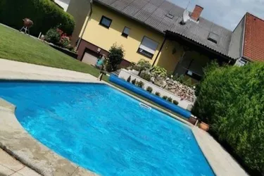 Ihr neues Zuhause in Weikendorf: 5 Zimmer, Garten, Pool, Terrasse, Ruhelage!