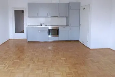 Sonnige 2 ZIMMER-Wohnung + möblierte Einbauküche + Bad mit Dusche und WC + nähe KF-Uni bzw. LKH-Graz