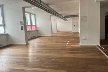 Generalsanierte klimatisierte 200 m² Büro-/Ordi-/Studiofläche - Flexible (Um-)Planungsmöglichkeiten von ca. 61 bis 255 m²