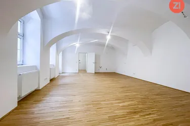 Generalsaniertes 1- Raum Büro mit Terrasse und Garten zum Innenhof im Linzer Zentrum