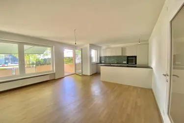 NONNTAL MIT FESTUNGSBLICK:: Wunderschöne neu sanierte 4-Zimmer-Wohnung mit Sonnenbalkon in Bestlage