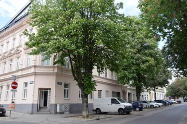 MITTEN IN OTTAKRING: 2raum-base / Büro / Geschäftslokal / Atelier / Werkstatt... 59qm