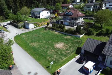 NEUER PREIS! Sonniges und leistbares Baugrundstück voll aufgeschlossen in begehrter Siedlungslage Schachen/Ampflwang am Hausruck - KEIN BAUZWANG