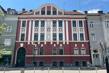 Historische Stadtvilla mit bewilligtem Erweiterungsprojekt in 1A Lage in Wels Zentrum, Bahnhofstraße