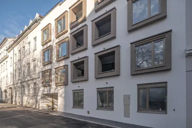 Stadthaus Miller - Wohntraum am Park mit 1-3 Zimmern &amp; großzügigen Freiflächen