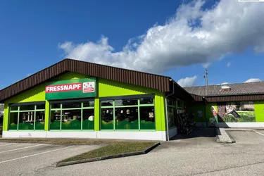 Gepflegtes, vermietetes Geschäftslokal (Superädifikat) in Mattighofen zu verkaufen (Rendite 7,75%)