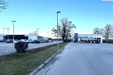 Geschäftsflächen in bester Lage in Bruck an der Leitha zu vermieten/zu verkaufen