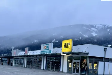 Top Geschäftsfläche im FMZ St. Michael im Lungau zu vermieten - Auch große Fläche mit ca. 533m2 möglich