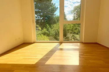 Helle, ruhige Maisonette Wohnung mit Garten in Zentrumsnähe Wiener Neustadt