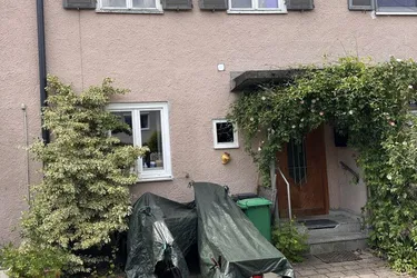 Charmantes Reihenhaus in zentraler Lage – Salzburg Taxham