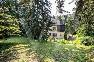 Villengrundstück mit Potential in wunderbarer Lage von Dornbach