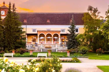 Schloss Weikersdorf - Hotel, Residenz &amp; SPA