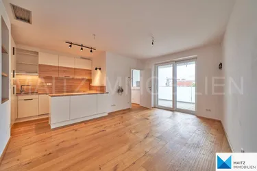 Energieeffiziente, klimatisierte DG-Wohnung mit XL-Loggia. **Grünblick** nahe U4