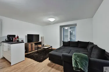 3 Zimmer Terrassenwohnung mit 2 Parkplätzen