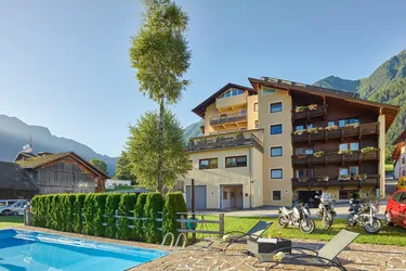 3*Hotel mit Baugrundstücken am Eingang ins Ötztal