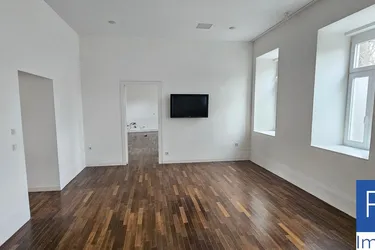 Schwechat WG-Wohnung mit ca. 120 m² zu vermieten