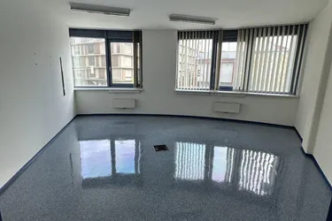 +++ BÜROGEBÄUDE IN GUTER LAGE MIT PERFEKTER INFRASTRUKTUR ZU VERKAUFEN +++