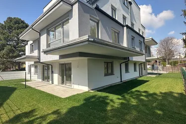 GARTENWOHNUNG IN PREMIUMLAGE - 2-Zimmer - 72,13 m² Eigengarten – Dusche - provisionsfrei