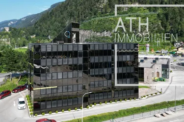 Modern saniertes Büro in Bestlage mit Parkplätzen