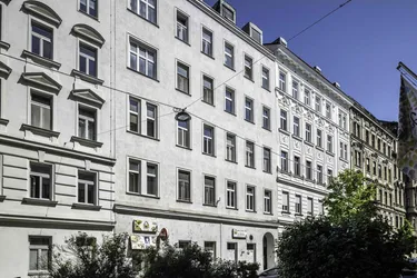 ZINSHAUS UNMITTELBAR BEIM AUGARTEN