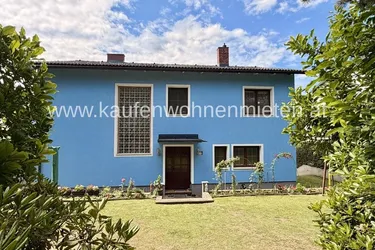 Leistbares Zweifamilien-Haus in ruhiger Siedlungslage!