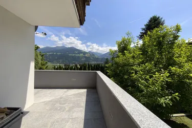 Haushälfte mit 140m² Wohnfläche und großem Gartenanteil - Terfens - für Familien.