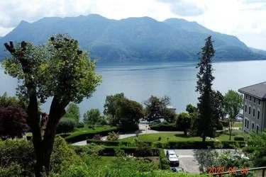 Ferienhaus mit 2 Wohnungen am Lago Maggiore mit Bootsanlegeplatz 28823 Ghiffa Italien