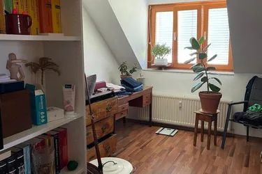 Traumhafte 3 Zimmer - Altbauwohnung mit ca.91m² in zentraler Lage in St.Peter / Graz!