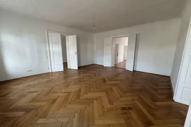 Mietwohnung ca.126m2 in bester Lage-stilvoll-gepflegt in Graz! ***Wohngemeinschaften möglich***