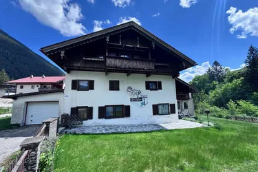 Sanierungsbedürftiges Gästehaus (Frühstückspension) in traumhafter Sonnenlage von Eben am Achensee zu kaufen